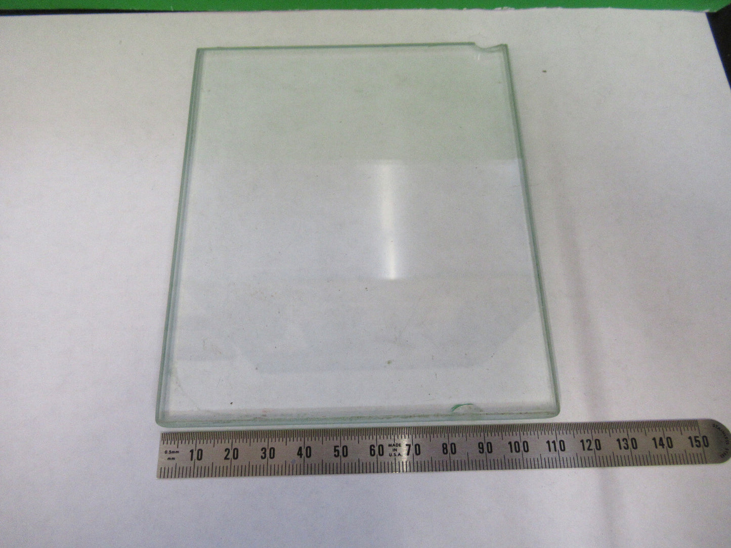 AO AMERICAN OPTICS GLASS STAGE [chips] STEREO MICROSCOPE PART S PICTURED X4-A-12