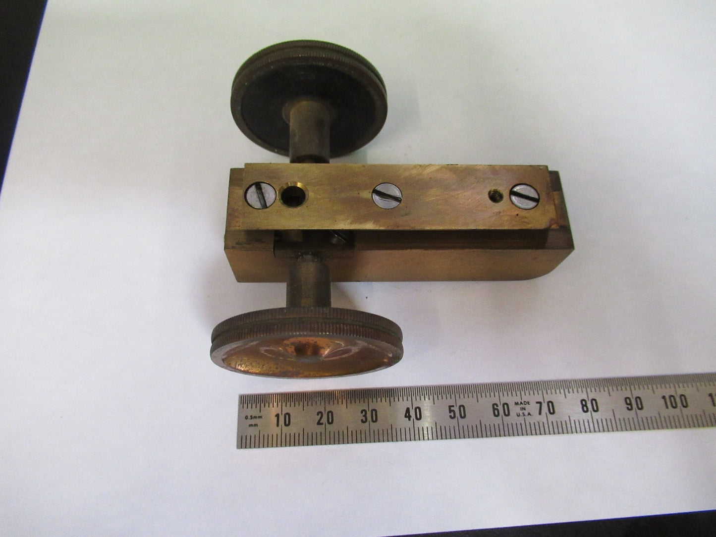 ANTIQUE BRASS BAUSCH LOMB KNOBS MACRO ADJUST MICROSCOPE PART AS PICTURED W3-C-02