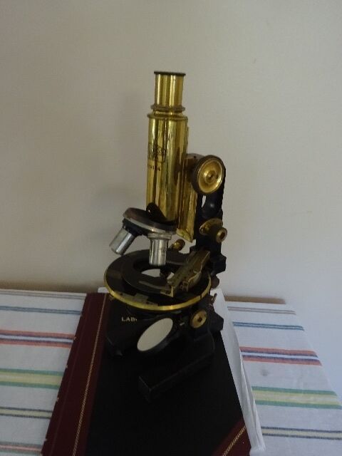 MICROSCOPE CARL ZEISS GERMANY ANTIQUE BRASS WITH 4 OBJECTIVES OPTICS AS IS #LOB