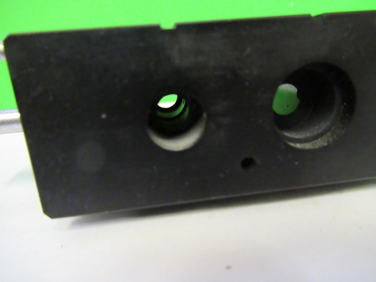 LEITZ WEZLAR 563345 IRIS ASSEMBLY OPTICS MICROSCOPE PART AS PICTURED 82-A-72