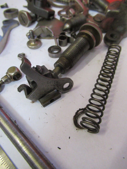 FOR PARTS OLD SINGER SEWING MACHINE ASSORTED INTERNAL PARTS as pictured &H9-B-67