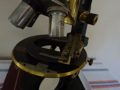 MICROSCOPE CARL ZEISS GERMANY ANTIQUE BRASS WITH 4 OBJECTIVES OPTICS AS IS #LOB