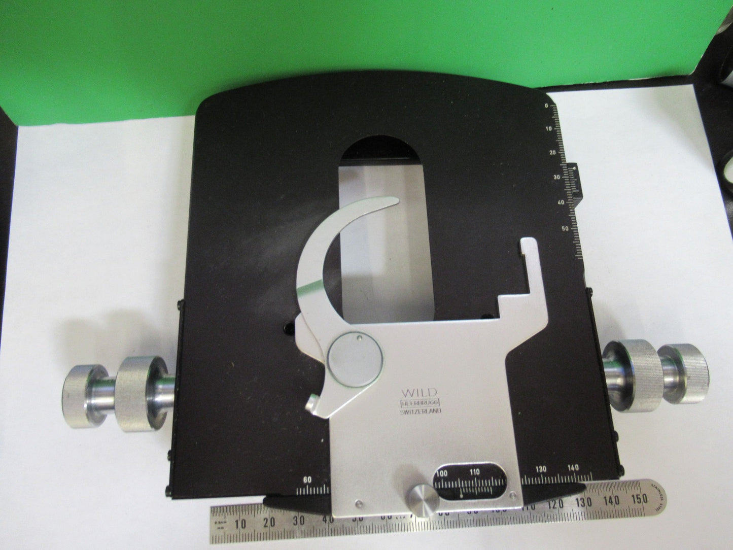 WILD M20 SWISS HEERBRUGG XY STAGE TABLE MICROSCOPE PART AS PICTURED T6-A-22