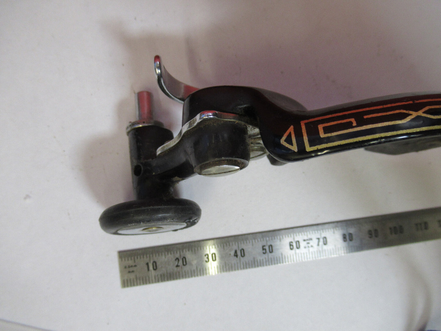 FOR PARTS OLD SINGER SEWING MACHINE MODEL PULLEY ASSEMBLY as picture &H9-B-63