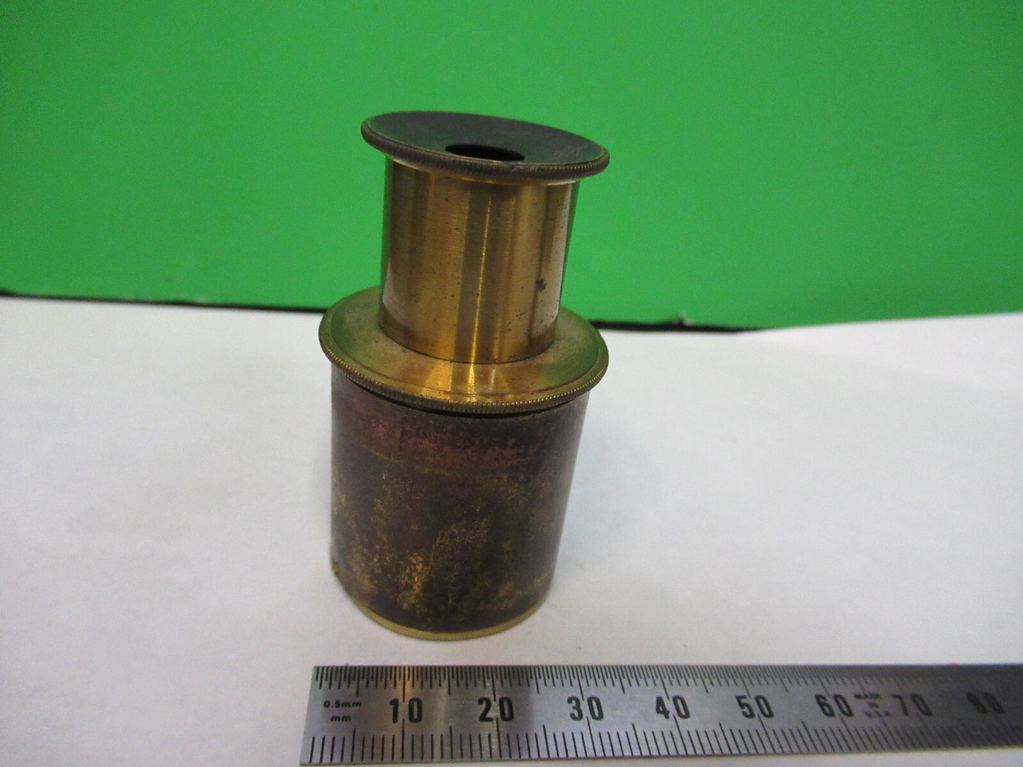 FOR PARTS ANTIQUE LONDON BRASS EYEPIECE LENS MICROSCOPE PART AS PICTURED X6-A-95