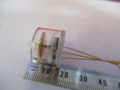 BELL LABS 5.115 MHz KERNCO RESONATOR GLASS PKG FREQUENCY AS PICTURED &1-DT-97