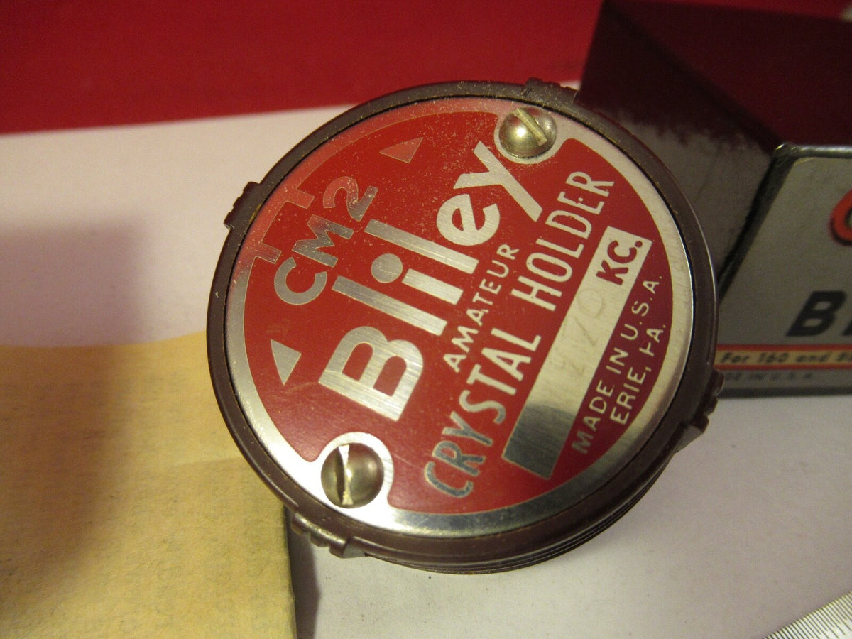 Vintage 1940's Quartz Crystal Bliley Electric Co. CM2 Frequency 1970 Kc + Box