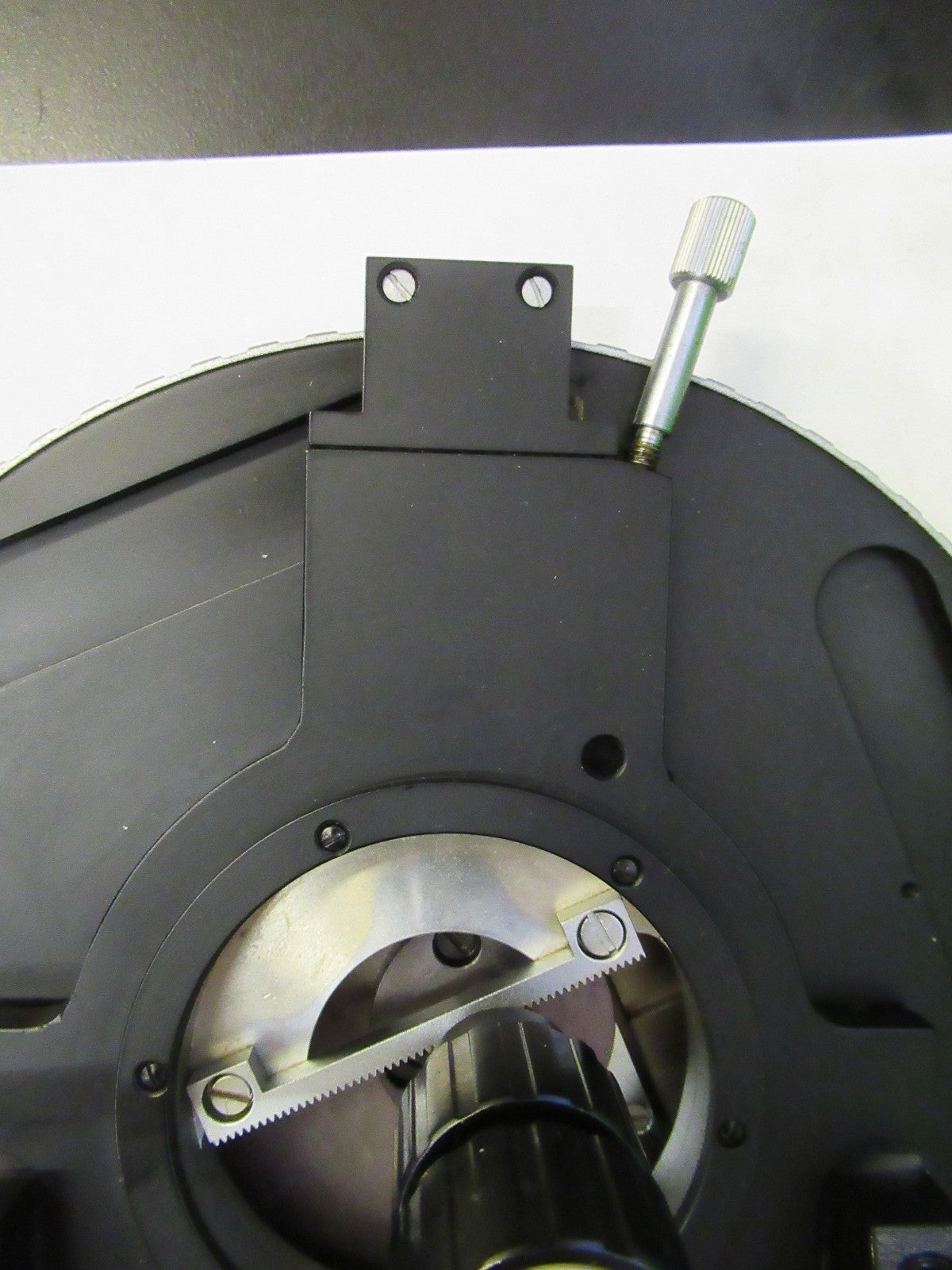 ZEISS GERMANY XY ROTABLE TABLE POLARIZER MICROSCOPE PART AS PICTURED V8-B-13