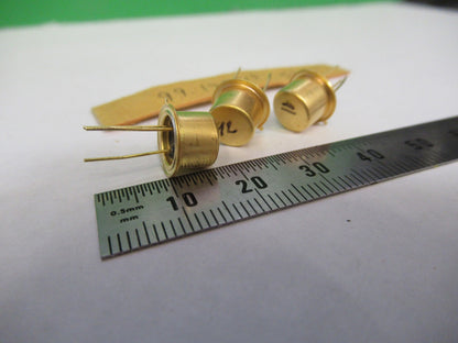 LOT SPACE SWEPT QUARTZ CRYSTAL RESONATOR  99.199219 MHz AS PICTURED u8-a-33