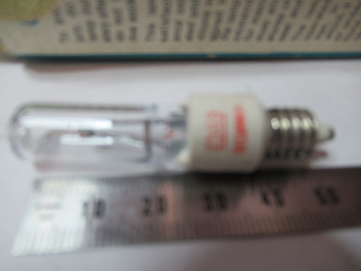 LAMP BULB SYLVANIA 2503  100W 11.5V AS PICTURED W3-C-08