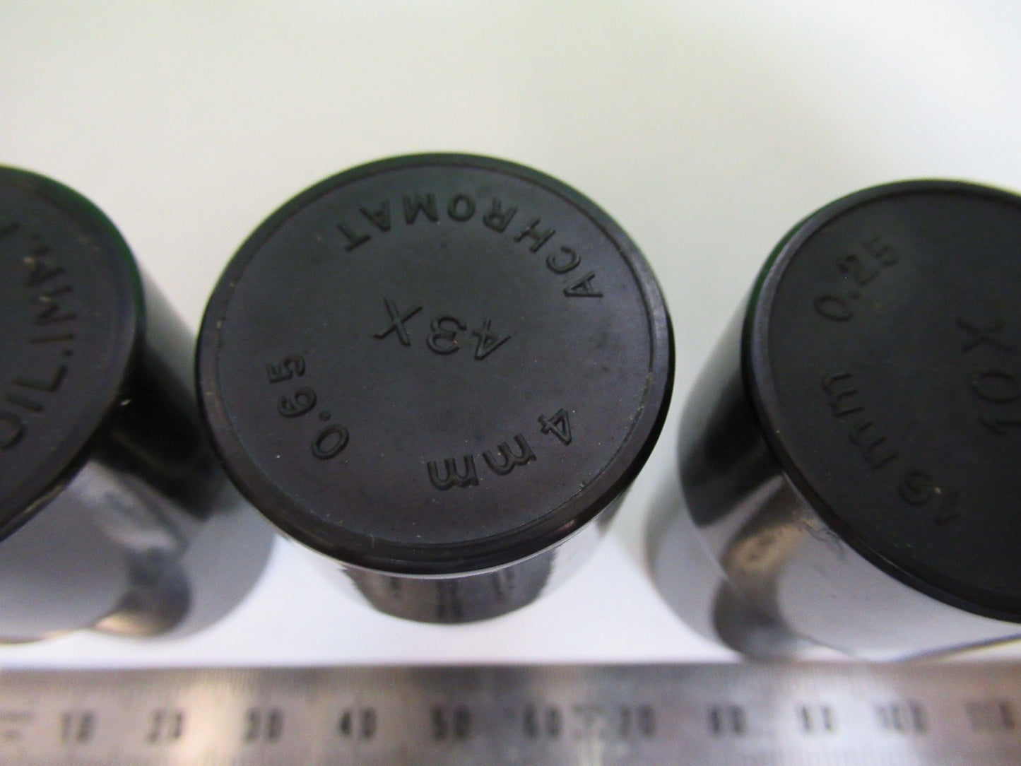 BAUSCH LOMB ANTIQUE LOT PLASTIC EMPTY CANS MICROSCOPE PART AS PICTURED Y4-FT-86