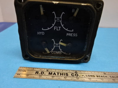 AIRCRAFT PART GENERAL AERO HYD PRESSURE MULTI SYNCHRO INDICATOR AS IS #90-A-30