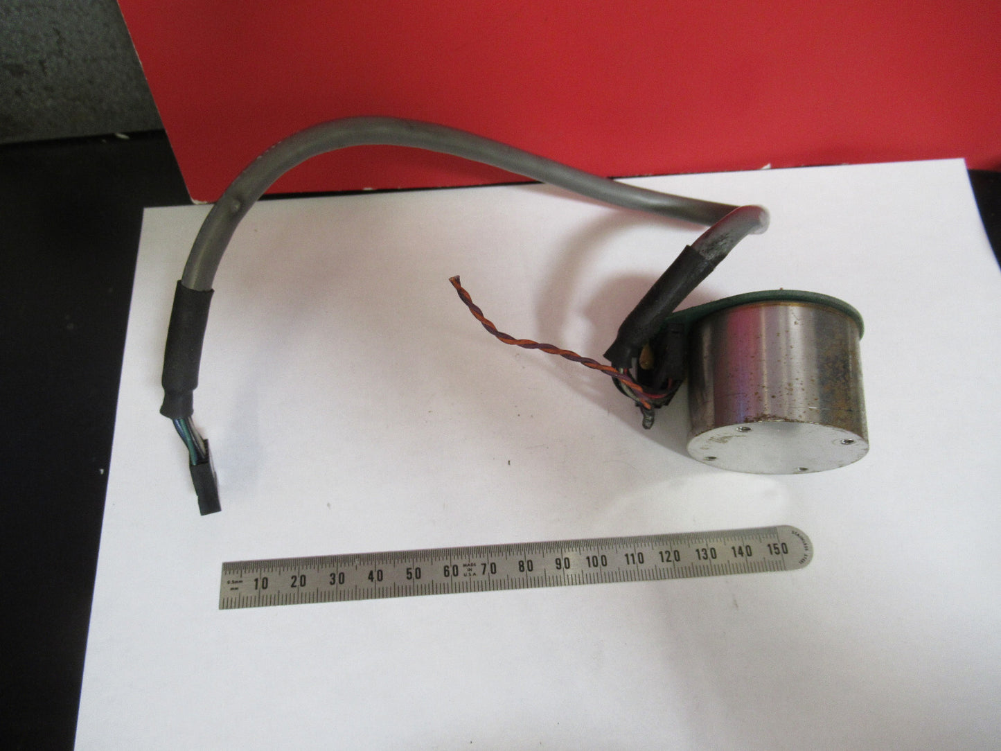 YIG OSCILLATOR MICROWAVE RF FREQUENCY 12 GHz  WILTRON  AS PICTURED  T7-A-37