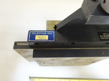 WILDER OPTO-METRIC TOOLS XY MICROMETER STAGE TABLE GERMANY AS IS #TC-1