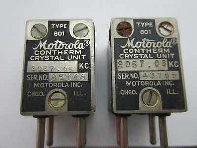 LOT 2 EA MOTOROLA QUARTZ CRYSTAL FREQUENCY CONTROL RADIO  BIN#E2-21