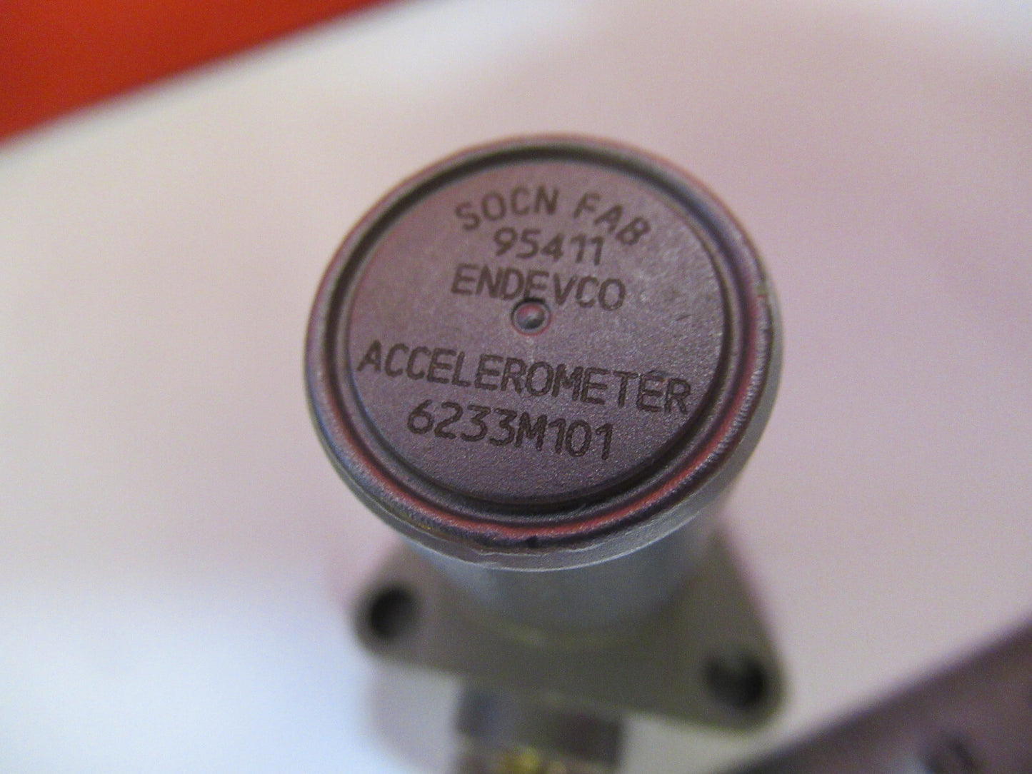 MEGGITT ENDEVCO 6233M101 AIRCRAFT TURBINE ACCELEROMETER VIBRATION SENSOR S3-B-42