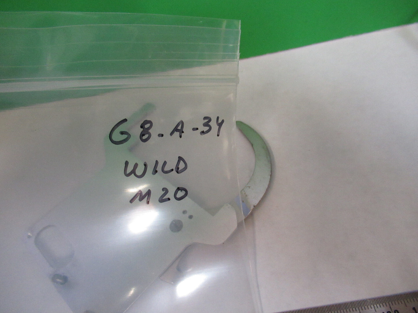 WILD HEERBRUGG SWISS CLIPS TABLE M20 MICROSCOPE PART AS PICTURED G8-A-34