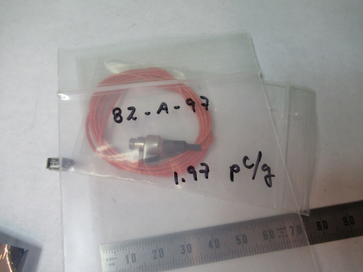 DYTRAN  3225E1 ACCELEROMETER TEST VIBRATION AS PICTURED 82-A-97