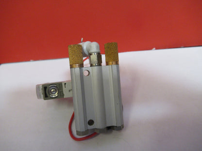 SMC JAPAN PNEUMATICS CONTROL AS REMOVED  AS PICTURED  T7-A-28