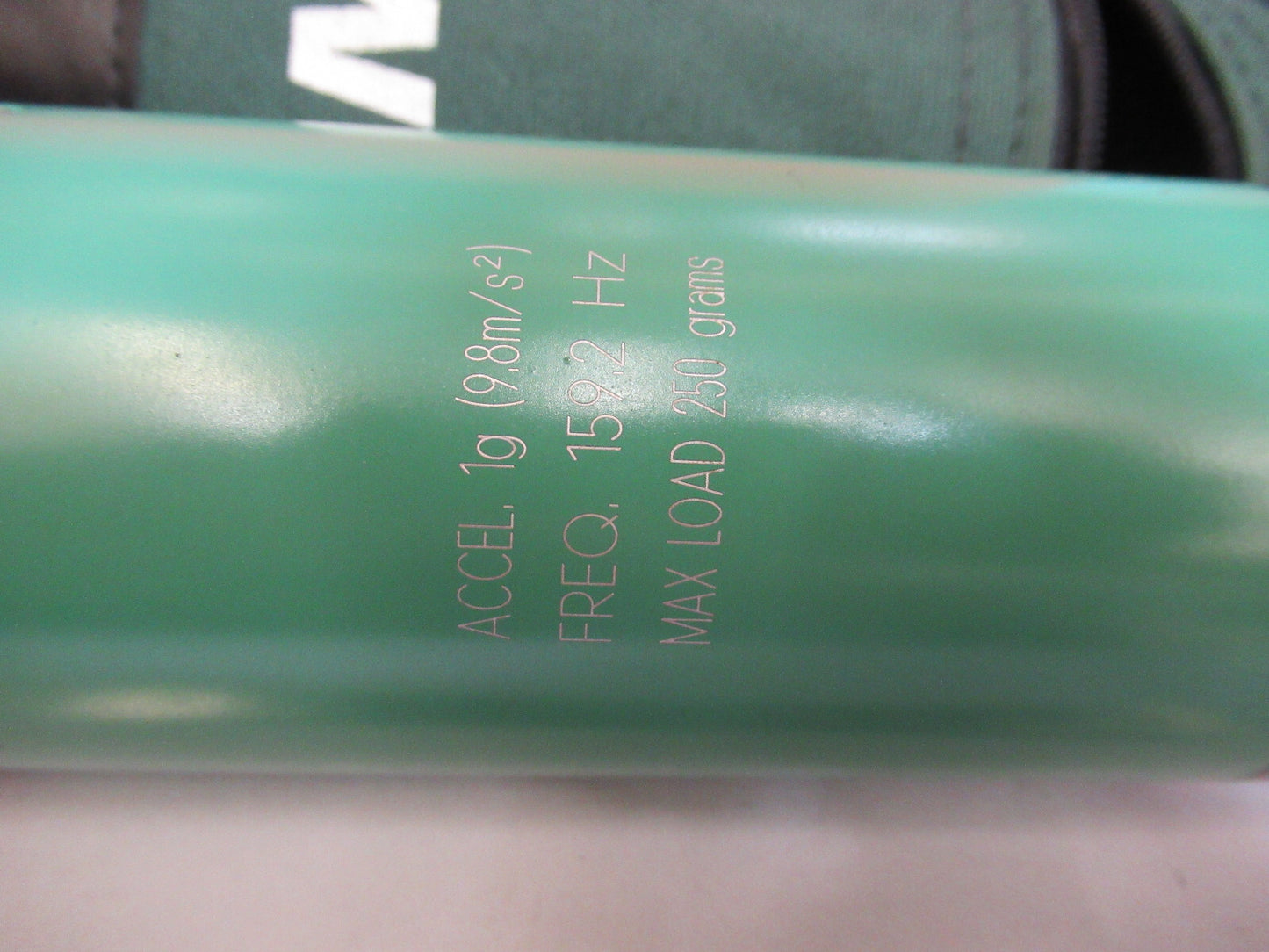 PCB PIEZOTRONICS 699A02 IMI HANDHELD PORTABLE SHAKER for ACCELEROMETER TEST S4B8