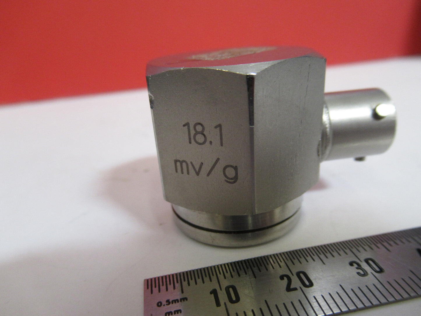 DIAGNOSTIC DS PCB 328M215 ACCELEROMETER VIBRATION SENSOR AS PICTURED S3-B-81