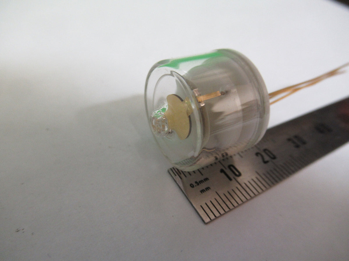 BENDIX QUARTZ FREQUENCY CONTROL RESONATOR GLASS PACKAGED AS PICTURED &Z5-A-14