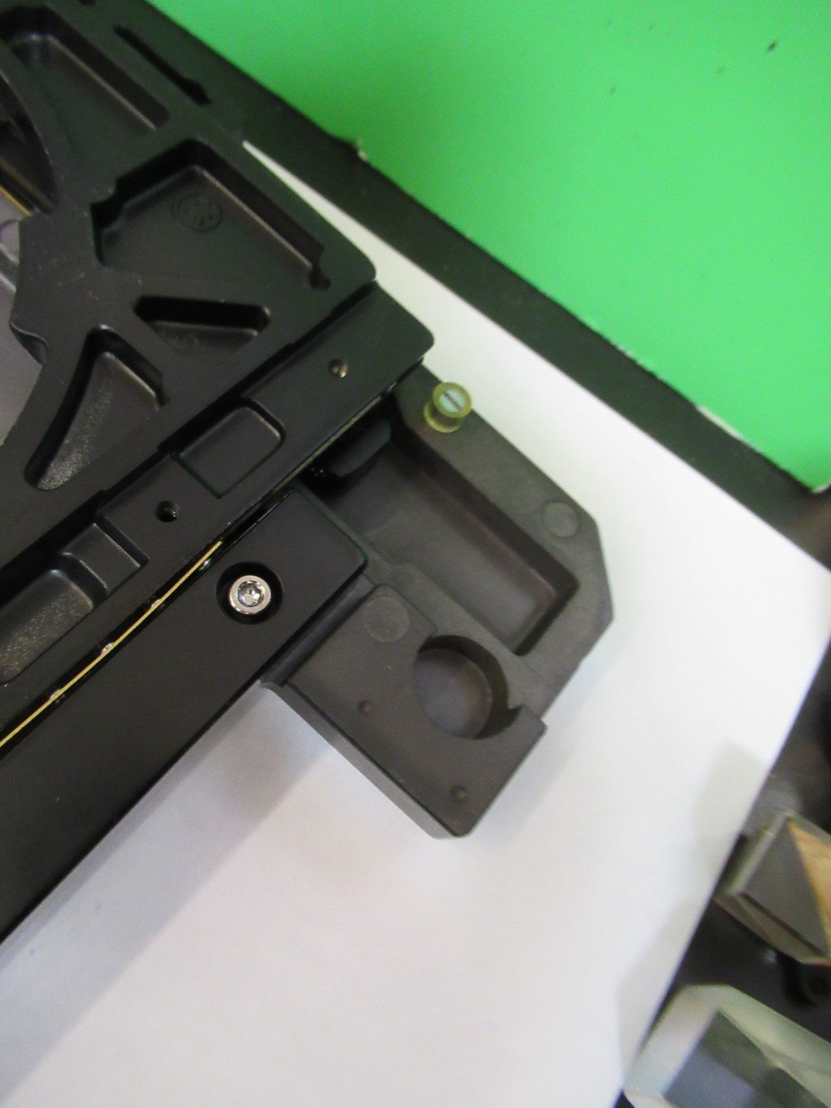 OLYMPUS JAPAN STAGE TABLE  XY WORKS FINE MICROSCOPE PART AS PICTURED T4-A-32