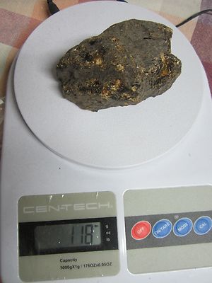 Lot 118 grams Rough Amber Borneo Jewelry Old
