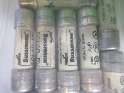 LOT +20 pcs  BUSSMANN ASSORTED FUSES 20 AMPS AS PICTURED T6-B-18