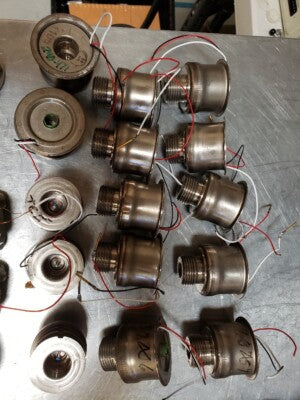 FOR PARTS lot TRANSMITTER 418-17054 AIRCRAFT PRESSURE FUEL AS PICTURED &Q1-FT66