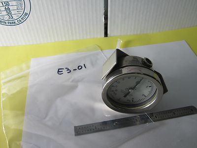 MANOMETER VACUUM + PRESSURE McDANIELS CONTROLS BIN#E3-01