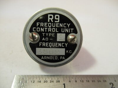 ANTIQUE R9 ARNOLD RADIO QUARTZ CRYSTAL FREQUENCY CONTROL AS PICTURED 84-FT-72