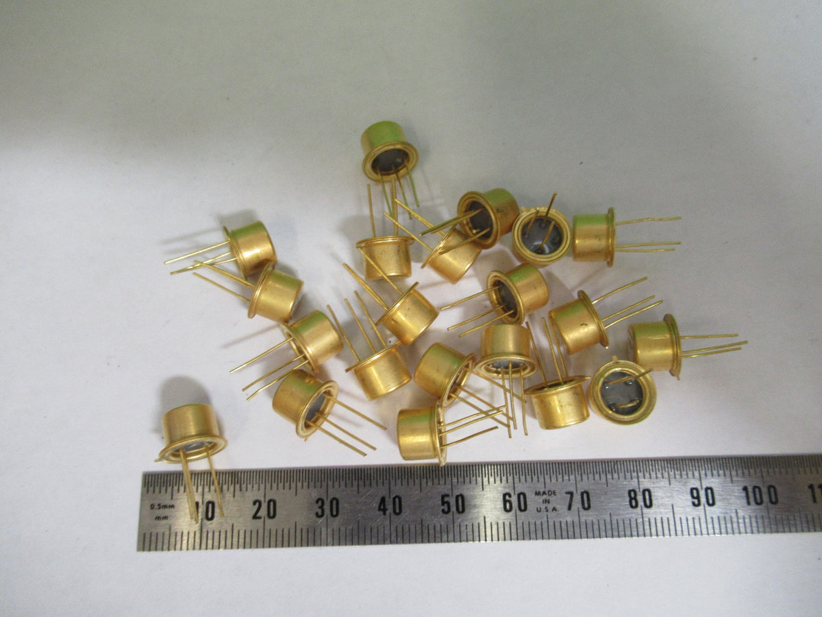 KVG SPACE SWEPT MHz RESONATOR QUARTZ FREQUENCY CONTROL AS PICTURED T5-A-104