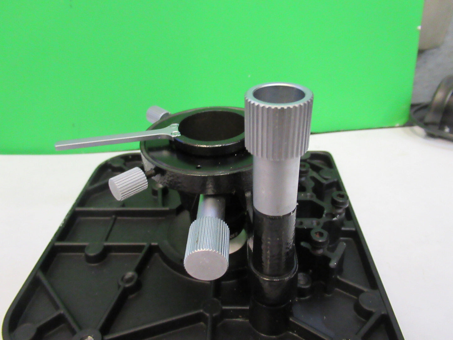 LEITZ WETZLAR GERMANY XY STAGE SM-LUX MICROSCOPE PART AS PICTURED X2-A-45
