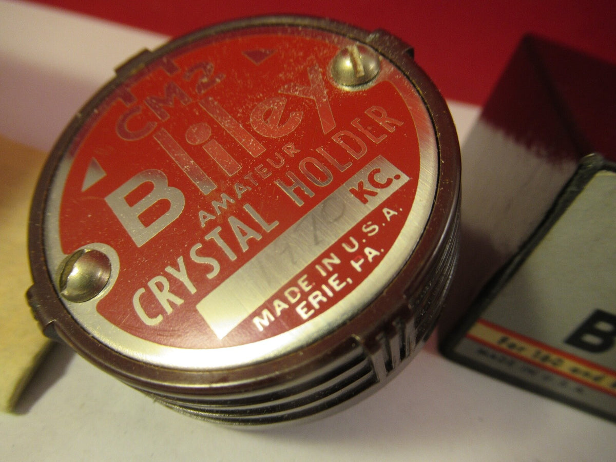 Vintage 1940's Quartz Crystal Bliley Electric Co. CM2 Frequency 1970 Kc + Box