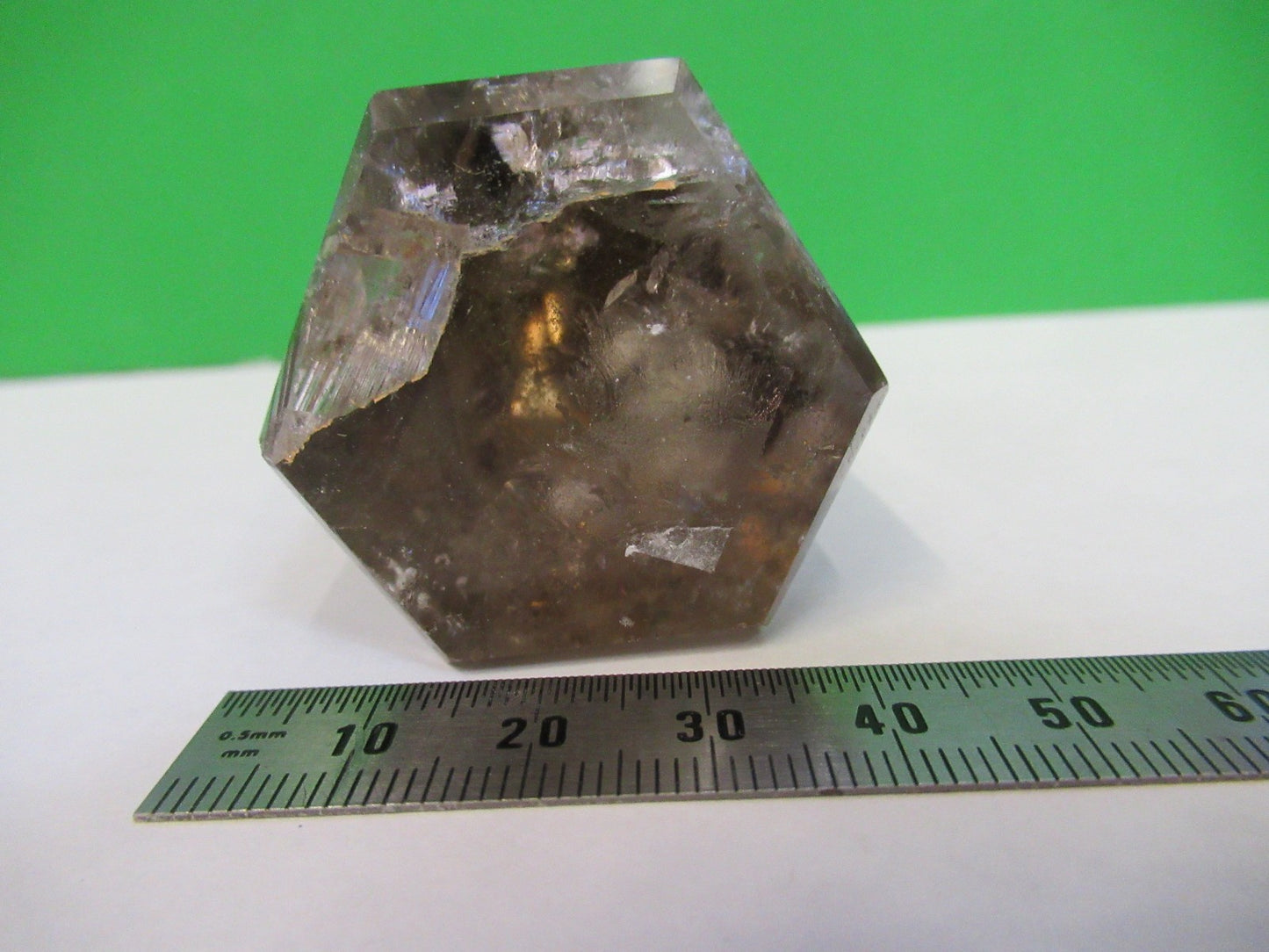 AMAZING SMOKY QUARTZ MINERAL SAMPLE BEAUTIFUL SPECIMEN AS PICTURED Y3-B-11