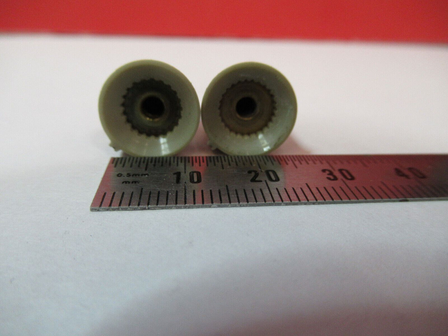 HP HEWLETT PACKARD SET OF PLASTIC KNOBS INSTRUMENT AS PICTURED Y6-B-14