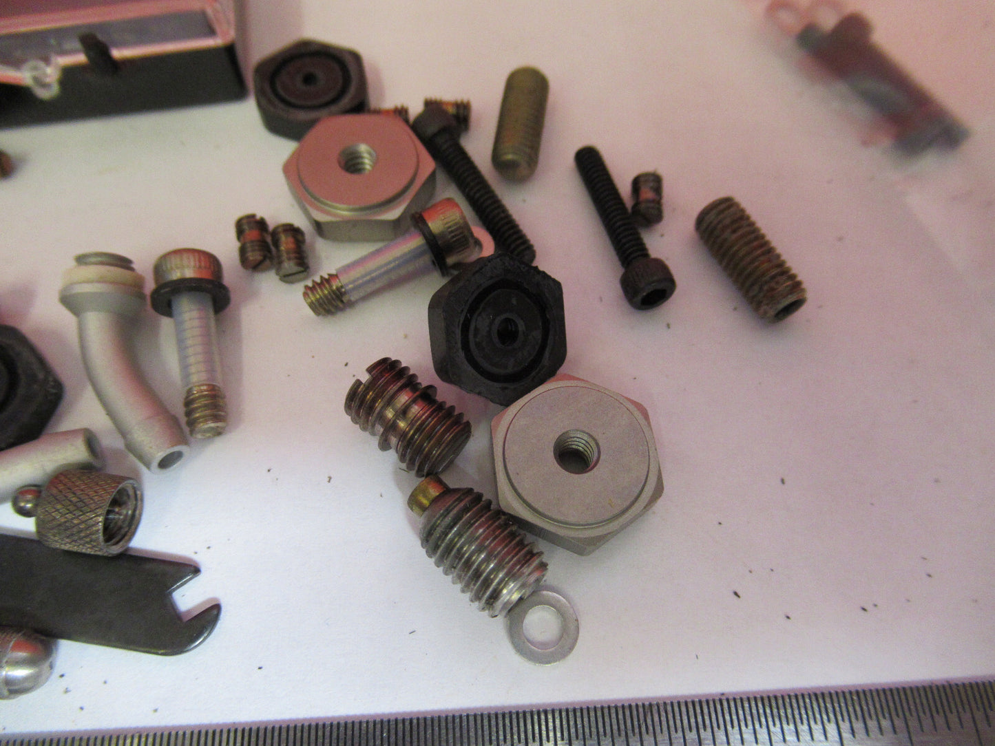 PCB PIEZOTRONICS LOT TEST ACCESSORIES STUDS PETRO WAX ETC AS PICTURED X8-B-22