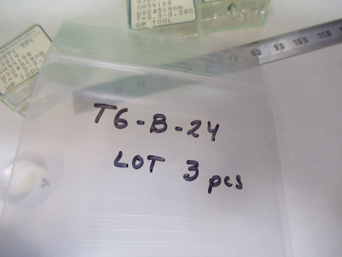 LOT OPTICAL SPECTRA PHYSICS  514nm LENS PHOTONICS OPTICS AS PICTURED T6-B-24