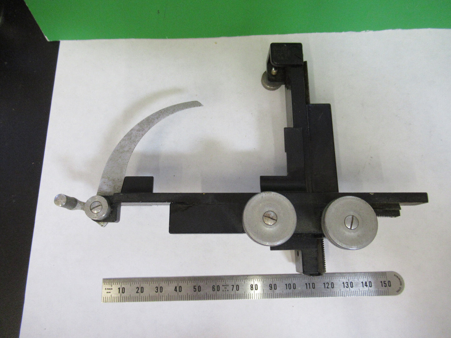 BAUSCH LOMB UNIVERSAL XY STAGE CLIPS MICROSCOPE PART AS PICTURED S1-B-97