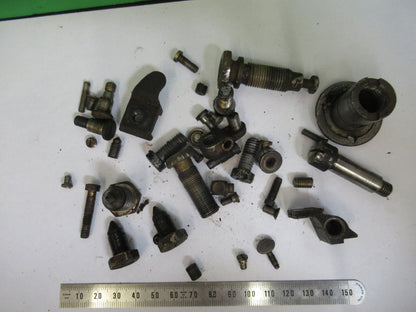 FÜR TEILE, SORTIERTE SCHRAUBEN, NÄHMASCHINE ANTIK, WIE ABGEBILDET Q4-A-80
