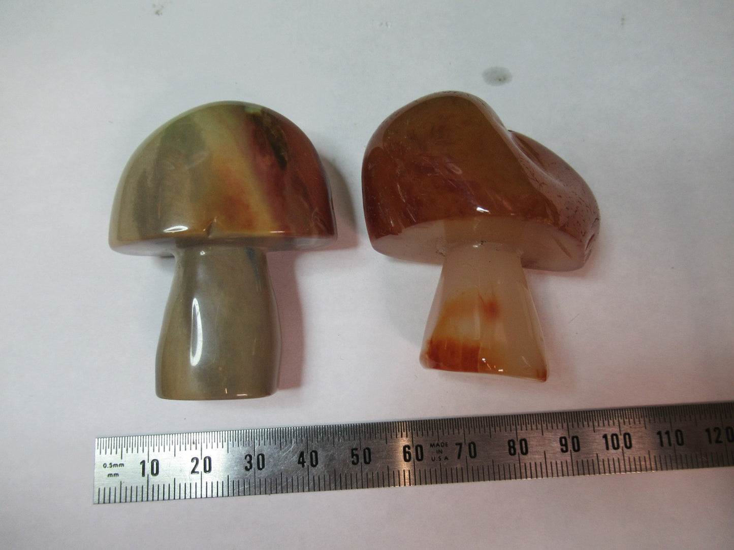 AGATE MUSHROOM SHAPE LOT MINERAL SAMPLE BEAUTIFUL SPECIMEN AS PICTURED T7-FD-81