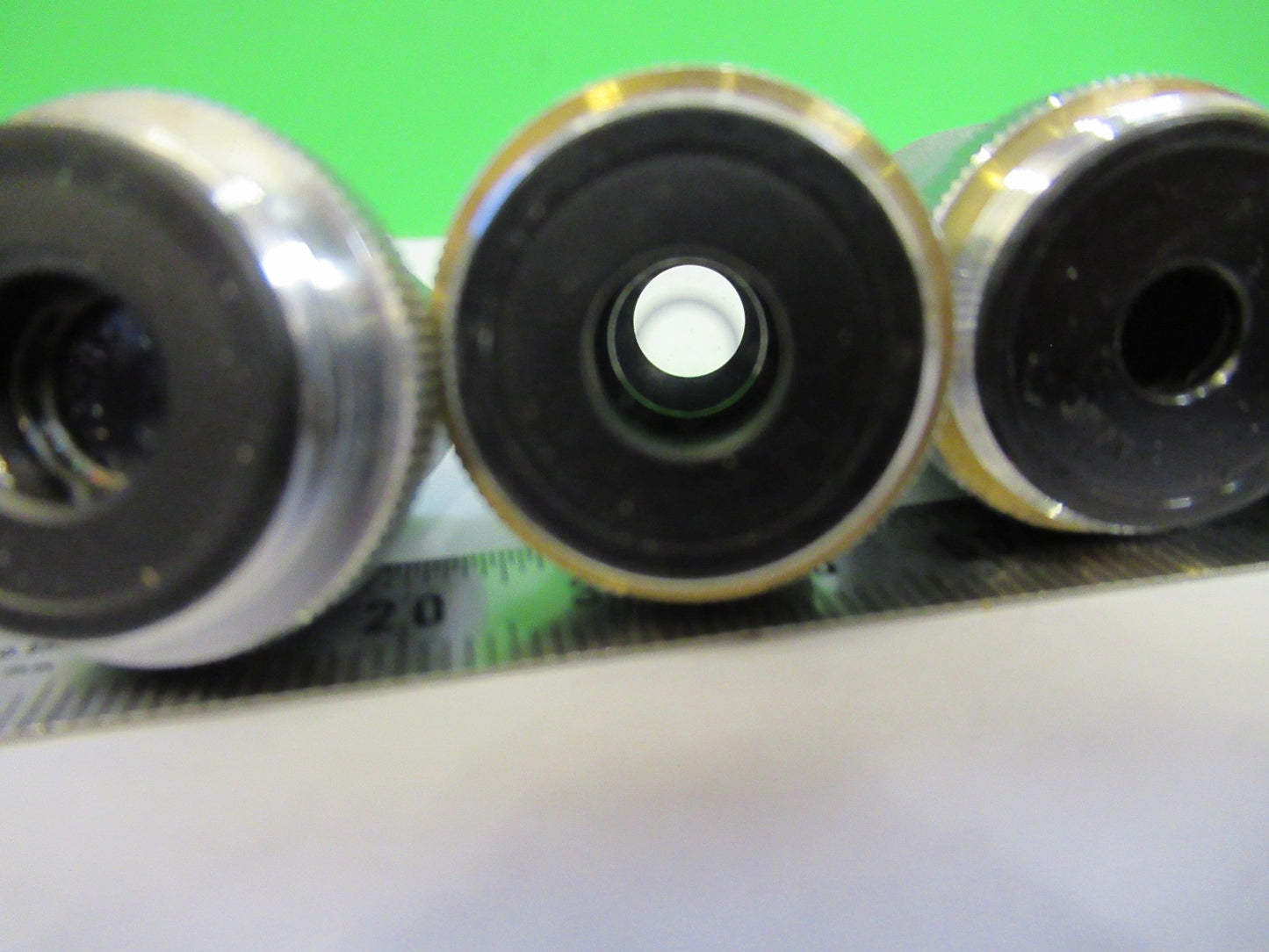 UNITRON JAPAN LOT OBJECTIVES  4 PIECES MICROSCOPE PART AS PICTURED U8-A-35