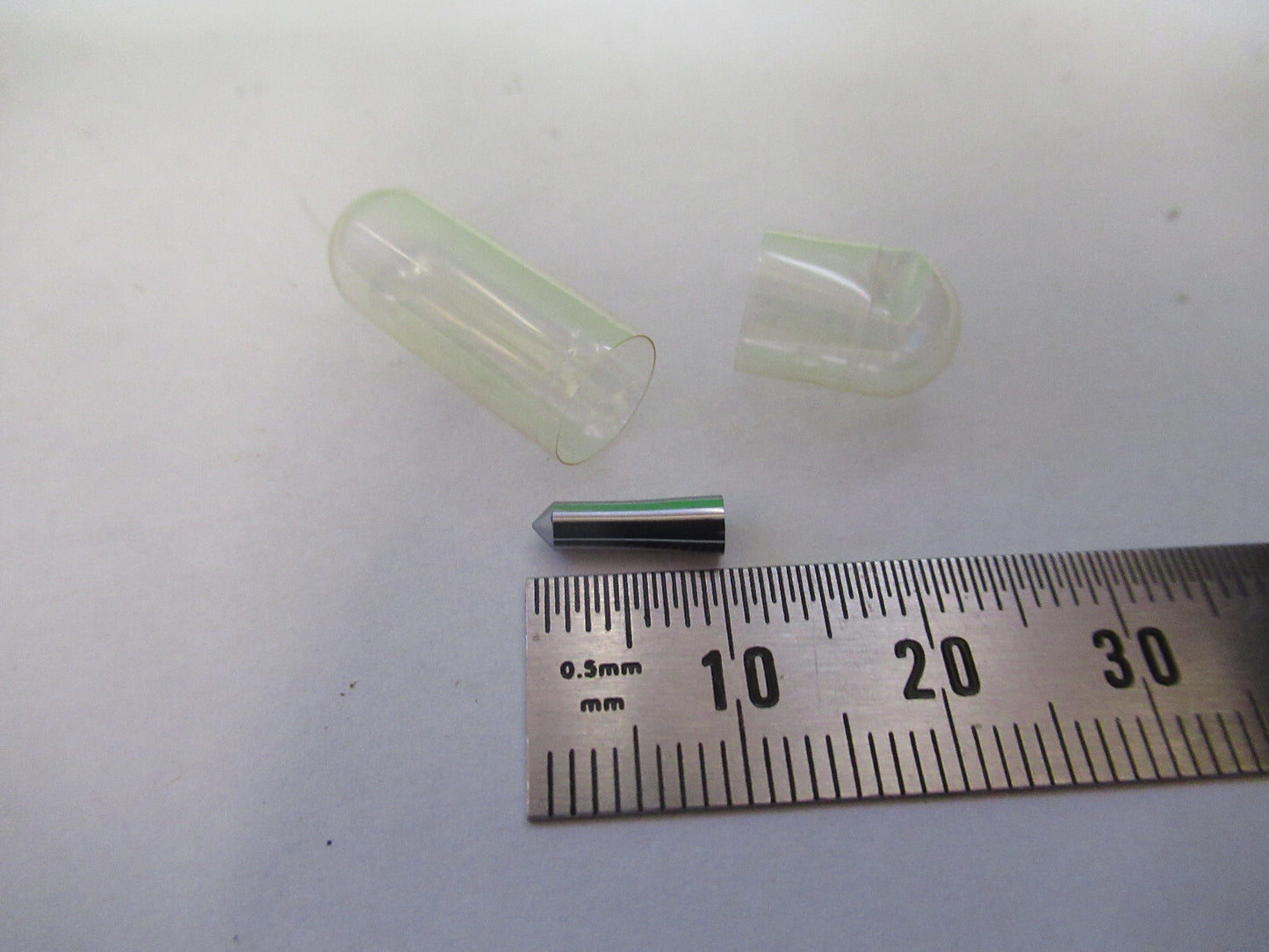 SILICON METAL SINGLE CRYSTAL PROBE 10mm RARE SPECIMEN AS PICTURED Z7-A-65