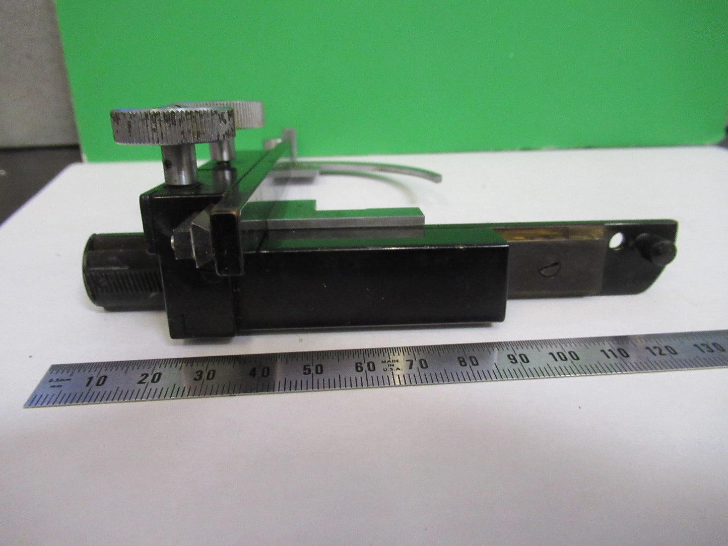 BAUSCH LOMB ANTIQUE XY CLIPS ASSEMBLY MICROSCOPE PART AS PICTURED Y4-FT-82