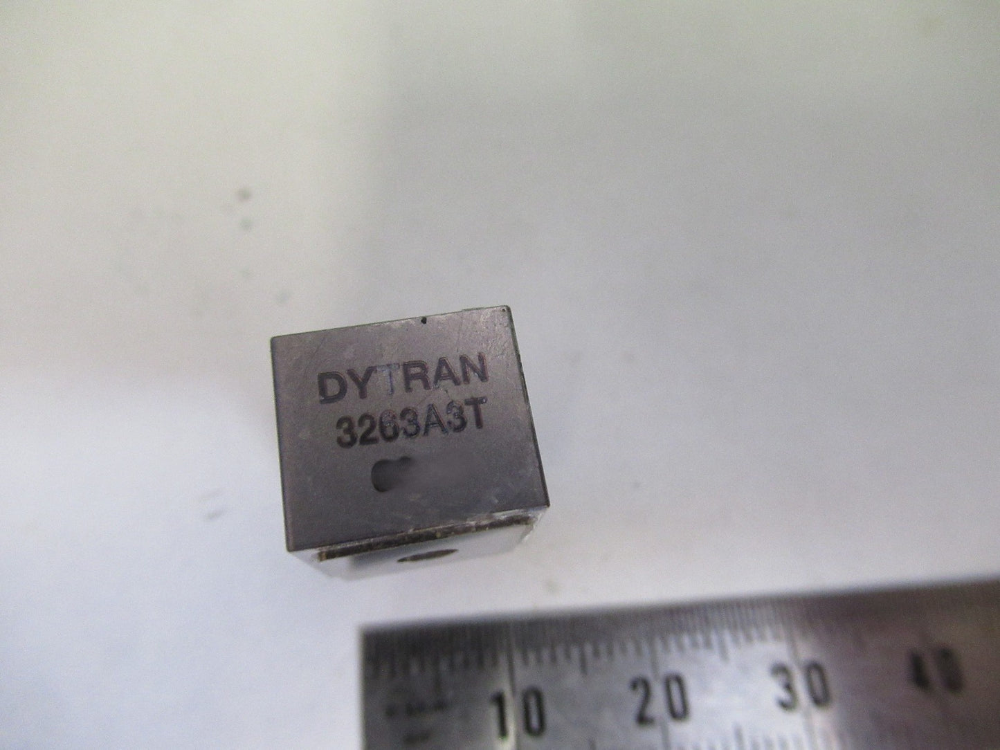 ACCELEROMETER DYTRAN 3263A3T VIBRATION SENSOR 50 mV/g TRIAX as pictured  V3-A-81