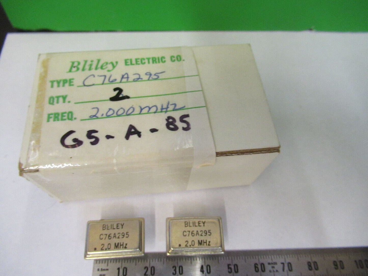 LOT 2 EA BLILEY ELECTRIC QUARTZ OSCILLATOR FREQUENCY 2.000 MHz G5-A-85