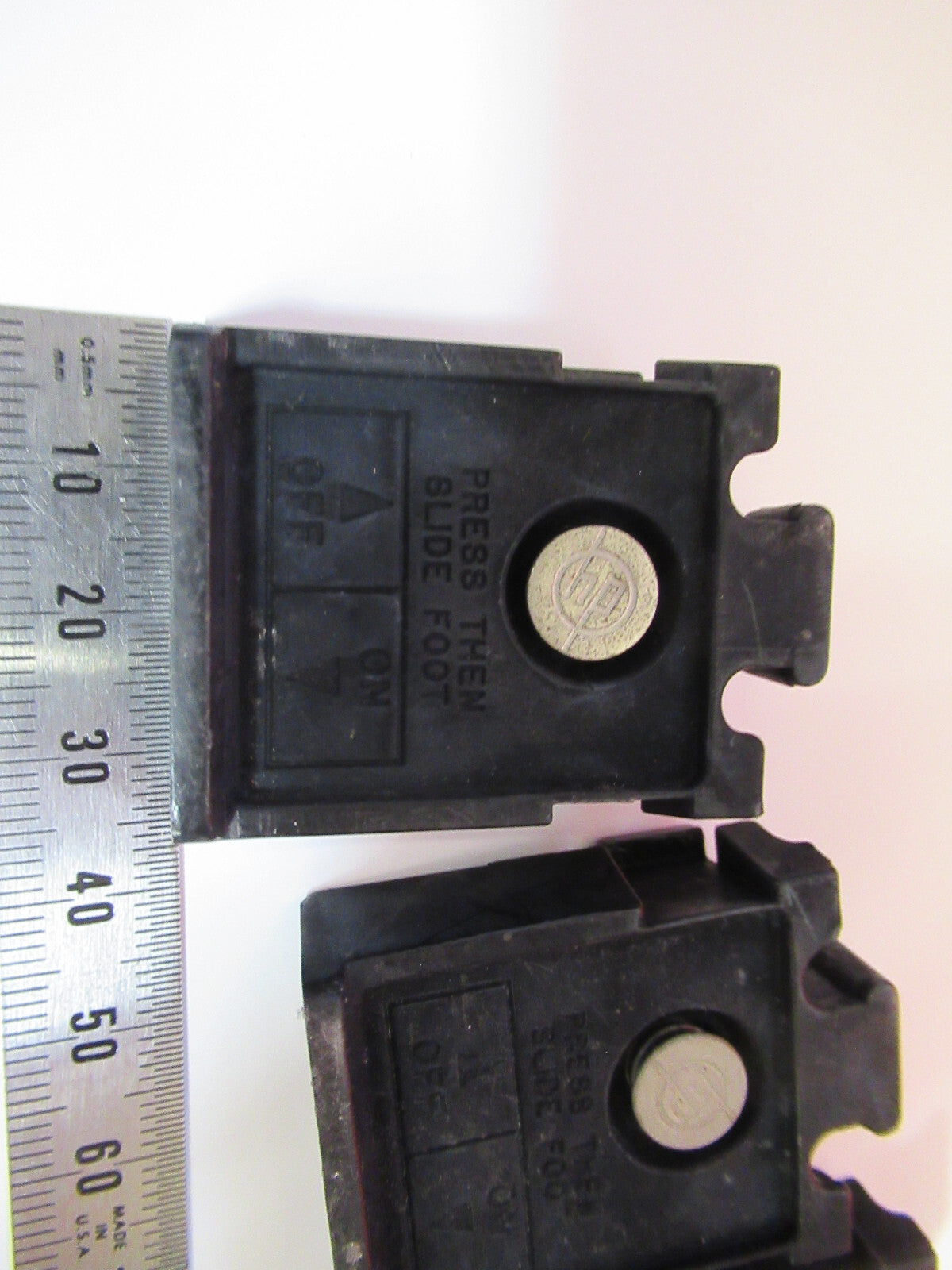 Old HP Hewlett-Packard Feet Lot Spectrum Analyzer Parts