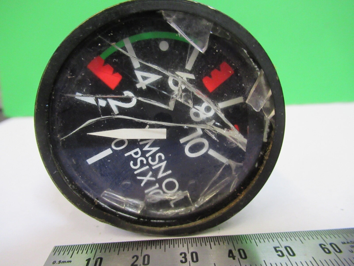BROKEN INDICATOR BELL AIRCRAFT  206-075-706-3 OIL PRESSURE AS PICTURED  Q7-B-06