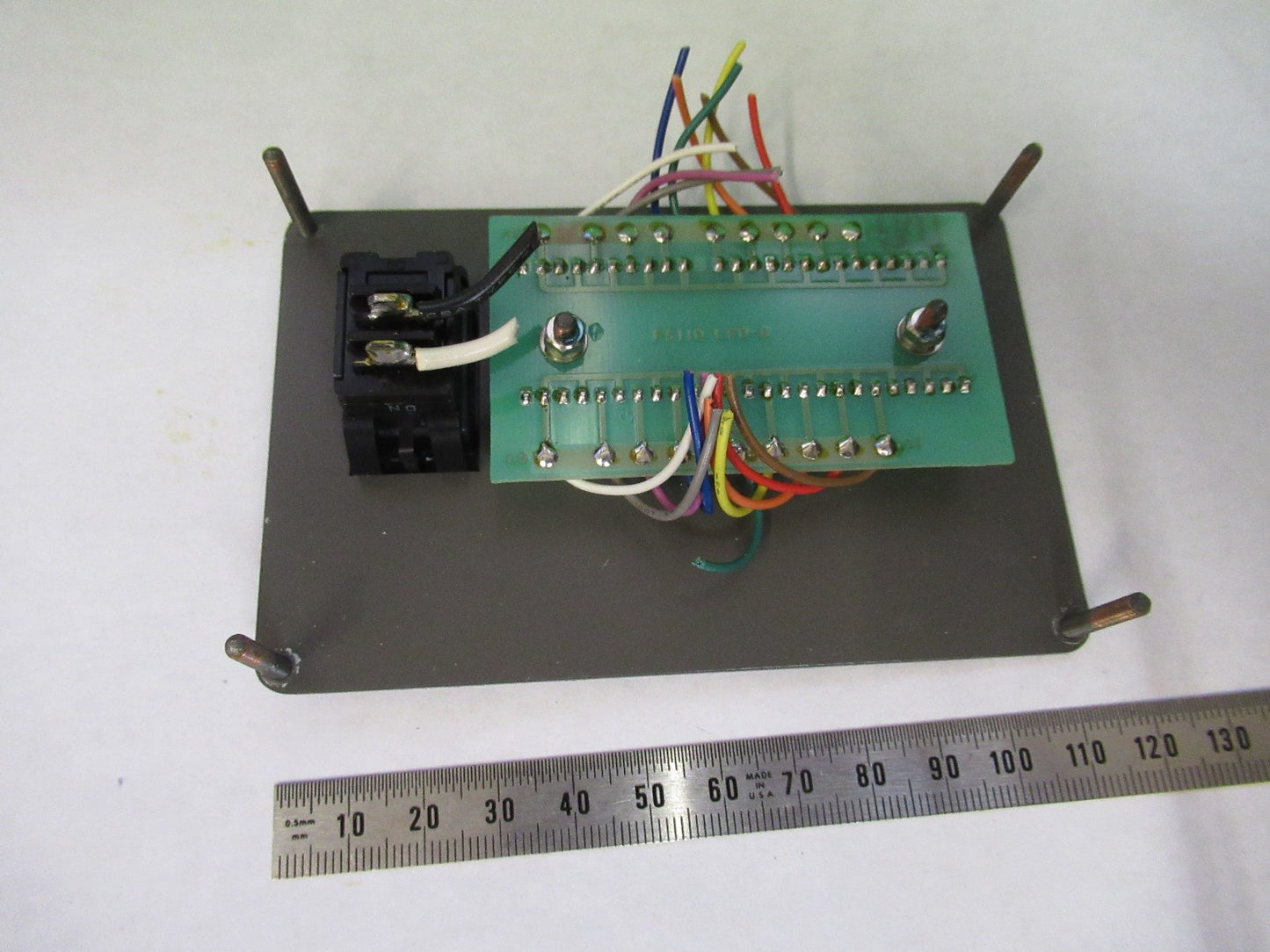 MITUTOYO JAPAN ULTRAPLAN DISPLAY SWITCH MICROSCOPE PART AS PICTURED U8-B-37